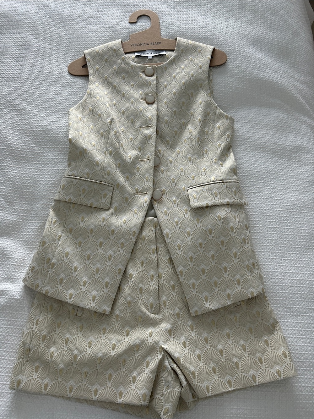 NWT Veronica Beard Cream Brocade Sleeveless Vest and Shorts Set